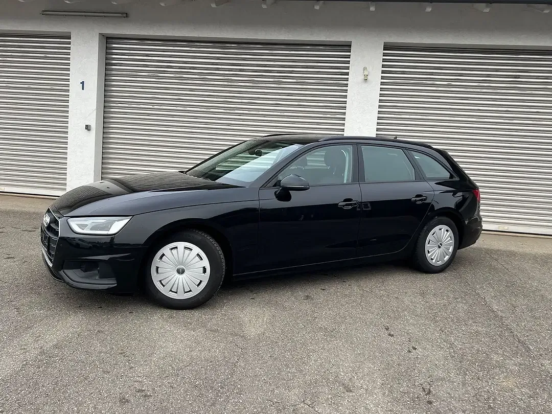 Audi A4 - Thumbnail 5