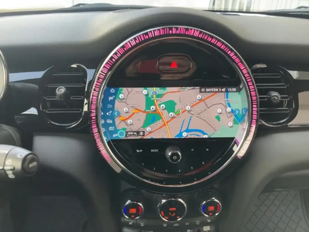 MINI Cooper SE - Thumbnail 10
