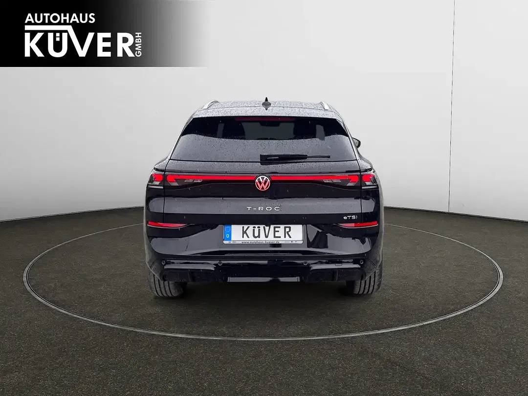 Volkswagen T-Roc - Thumbnail 5