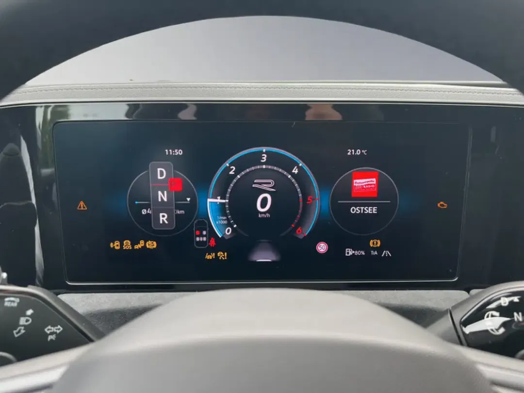 Volkswagen Tiguan - Thumbnail 12