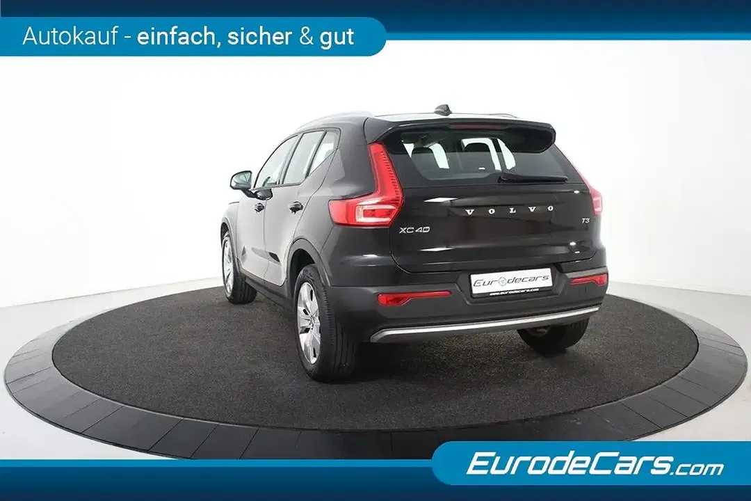 Volvo XC40 - Thumbnail 6