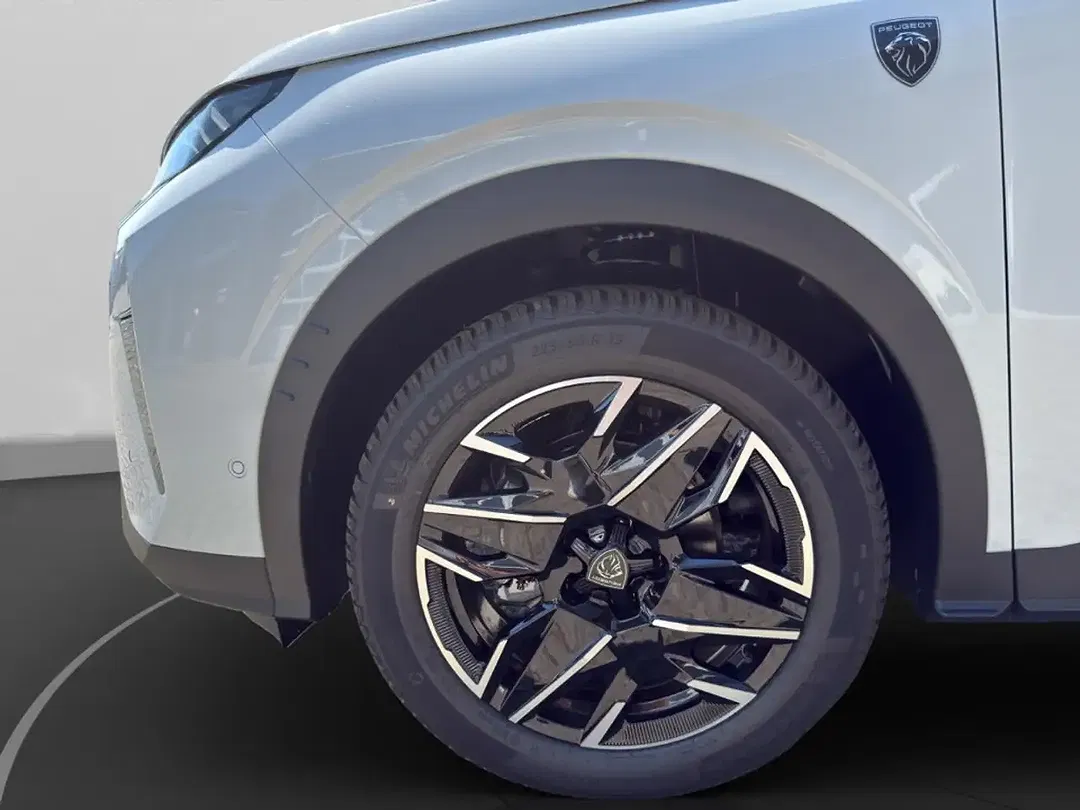 Peugeot 3008 - Thumbnail 9