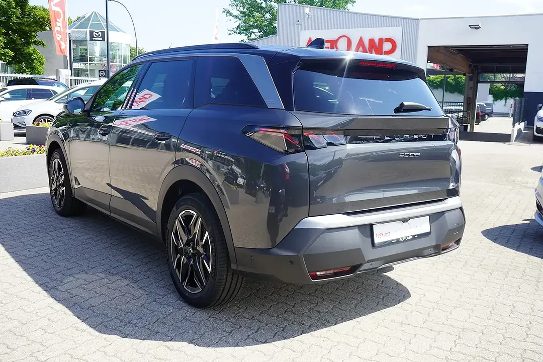 Peugeot 5008 - Thumbnail 3