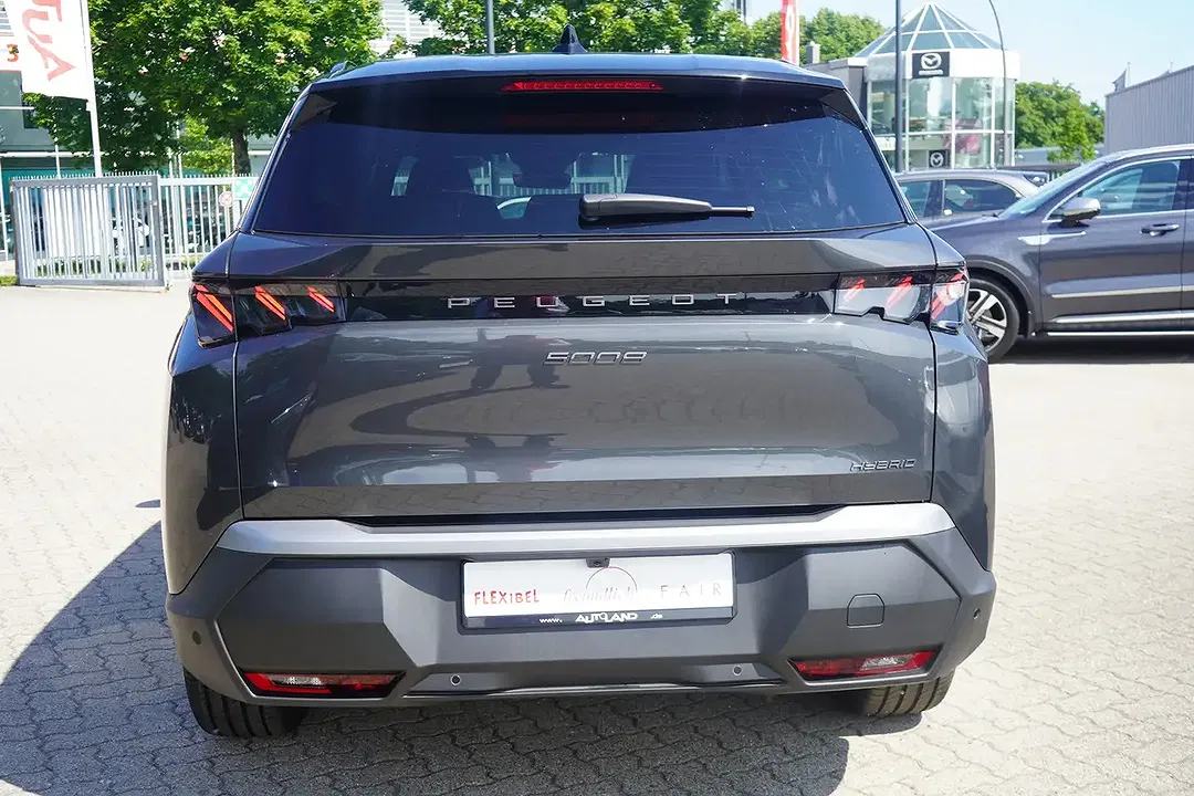 Peugeot 5008 - Thumbnail 4