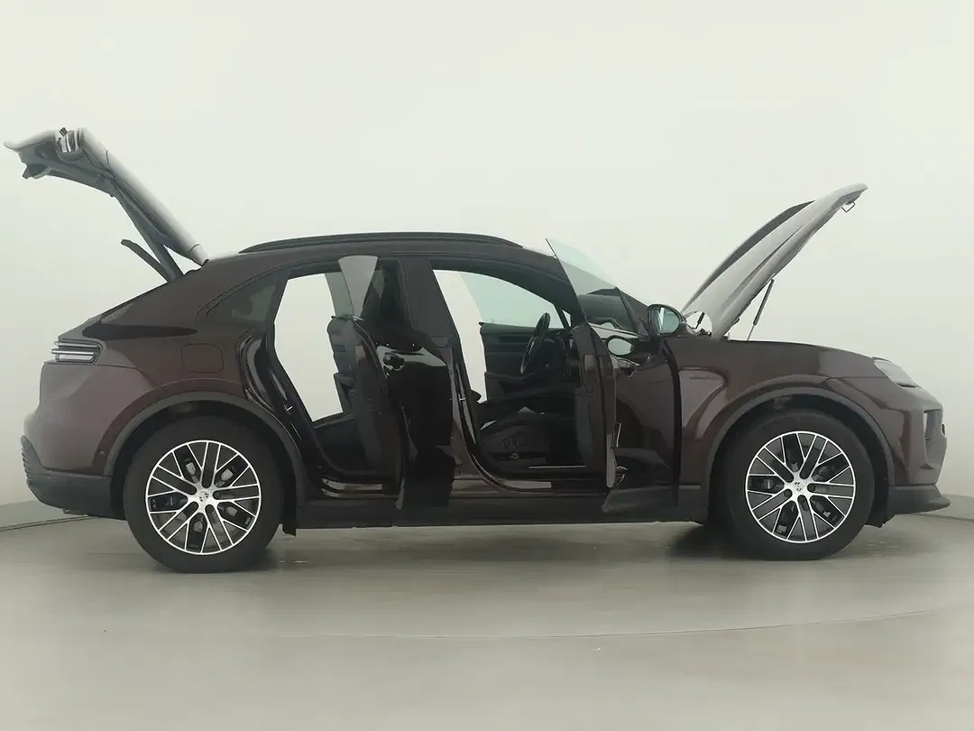 Porsche Macan - Thumbnail 8