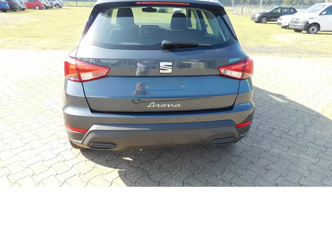 SEAT Arona - Thumbnail 4