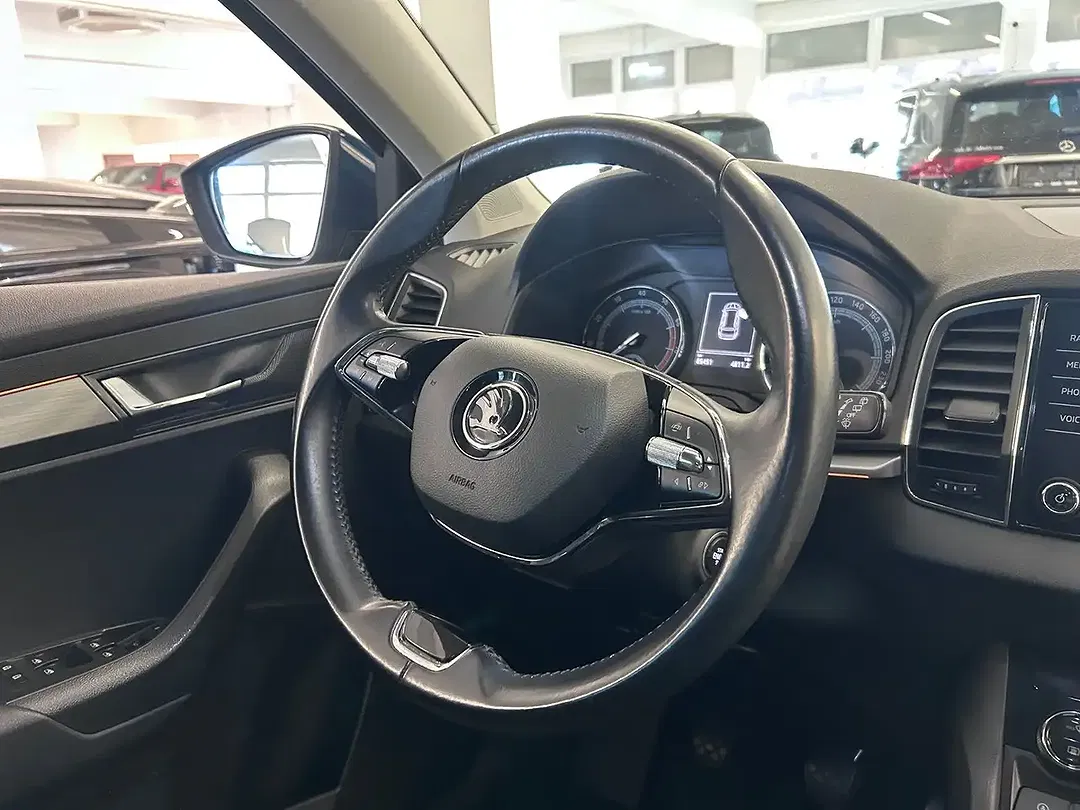 Skoda Karoq - Thumbnail 11