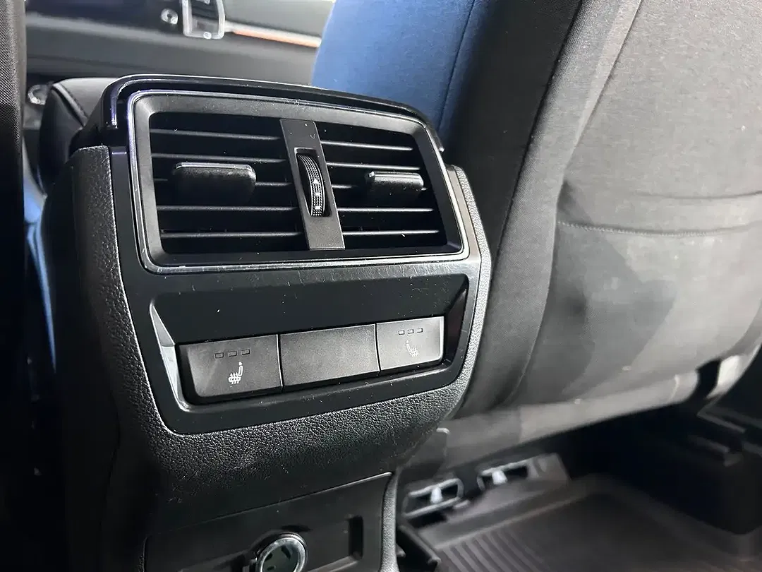 Skoda Karoq - Thumbnail 12
