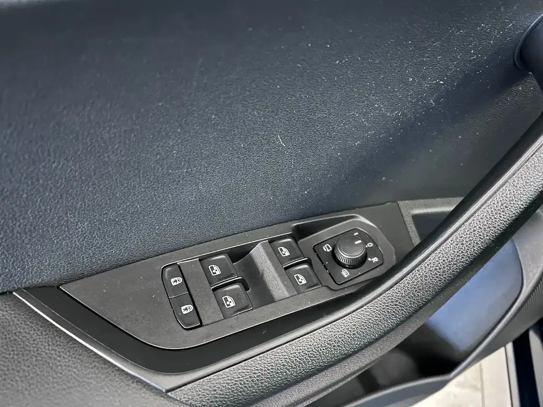 Skoda Karoq - Thumbnail 13