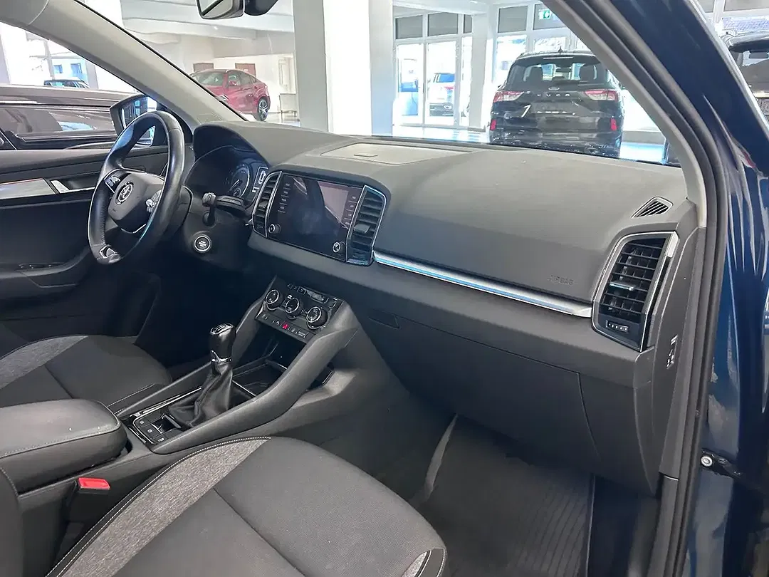 Skoda Karoq - Thumbnail 8