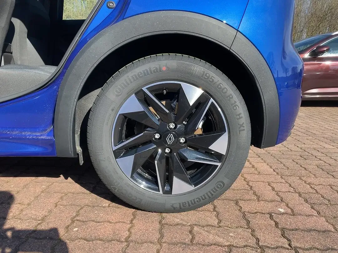 Renault Clio - Thumbnail 12