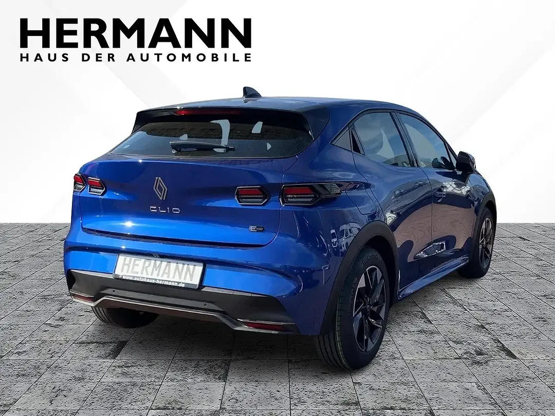 Renault Clio - Thumbnail 4