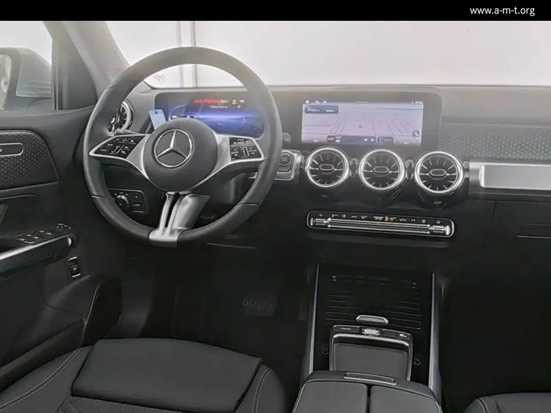 Mercedes-Benz EQB 300 - Thumbnail 6
