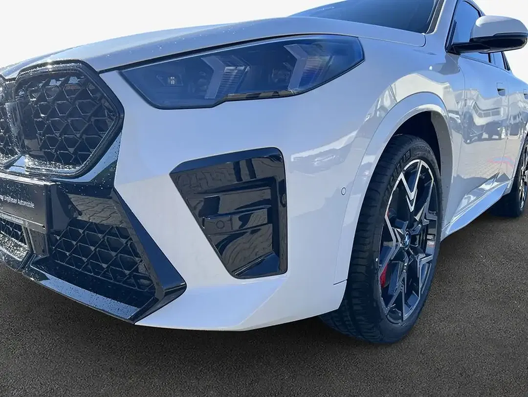 BMW X2 - Thumbnail 6