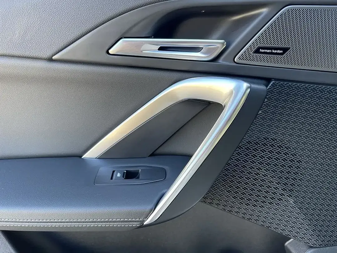 BMW X2 - Thumbnail 8