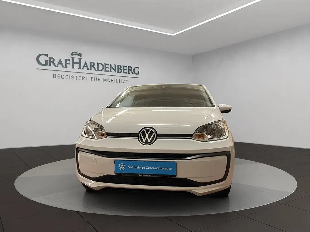 Volkswagen up! - Thumbnail 3
