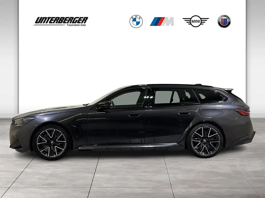 BMW M5 Touring - foto 2