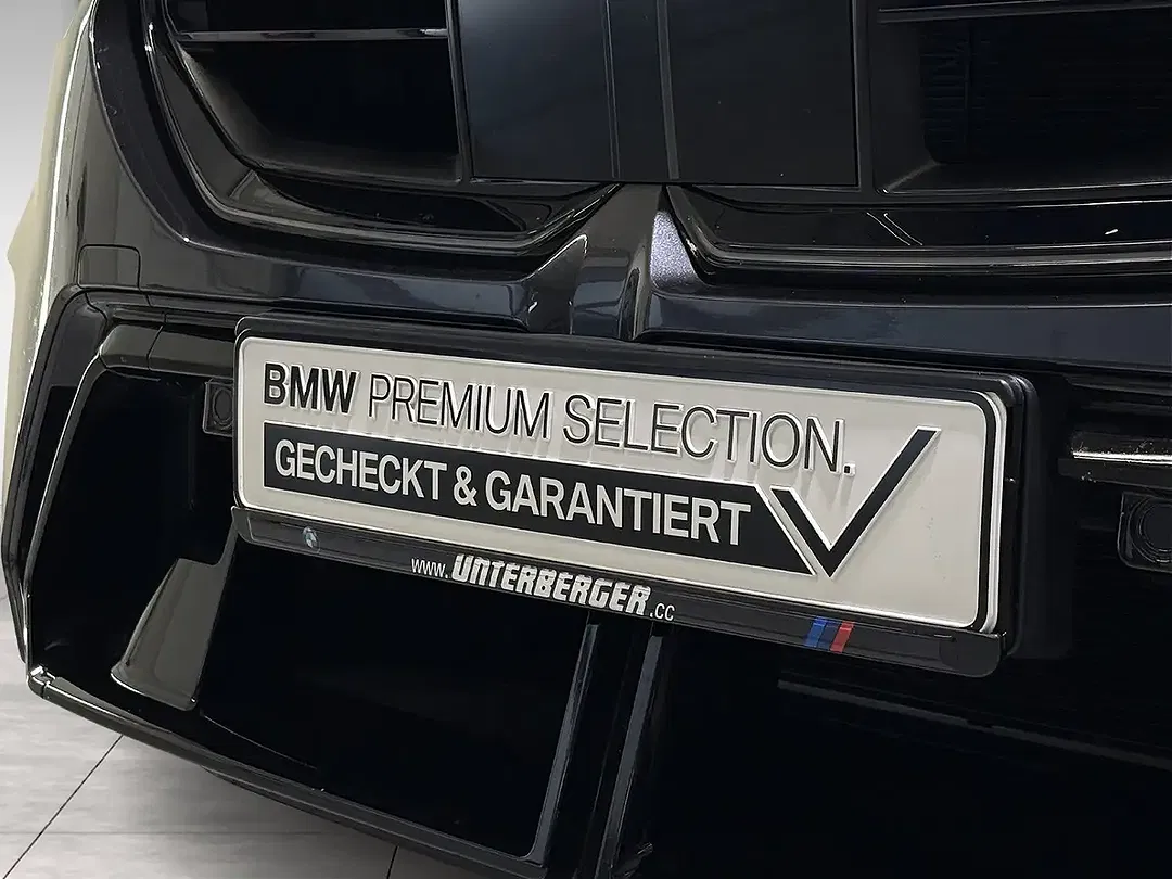BMW M5 - Thumbnail 6