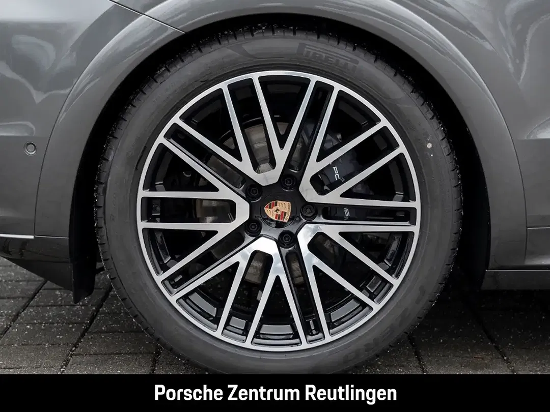 Porsche Cayenne - Thumbnail 12