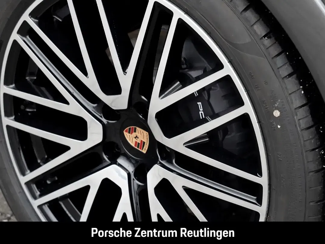 Porsche Cayenne - Thumbnail 13