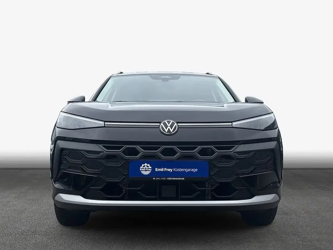 Volkswagen T-Roc - Thumbnail 3