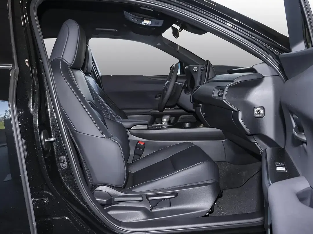 Lexus UX 250h - Thumbnail 6