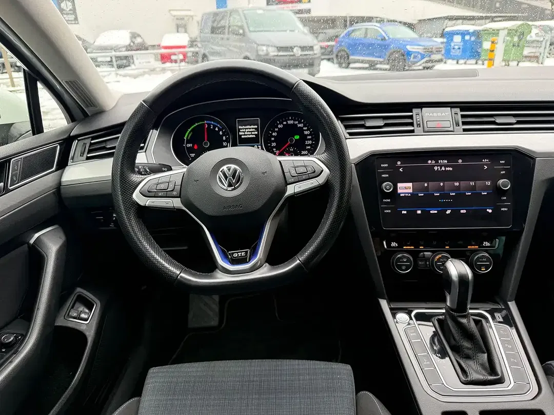 Volkswagen Passat Variant - Thumbnail 8