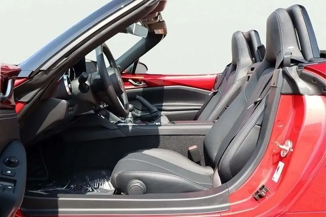 Mazda MX-5 - Thumbnail 12