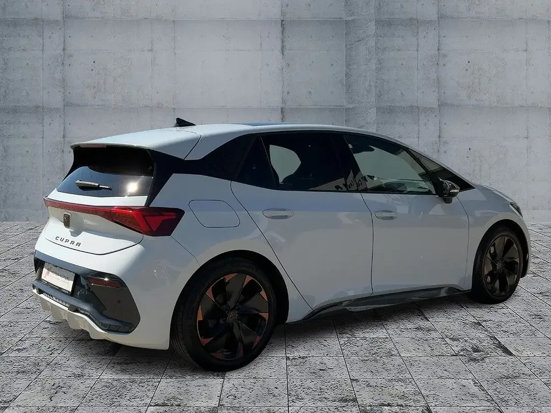 CUPRA Born - Thumbnail 5