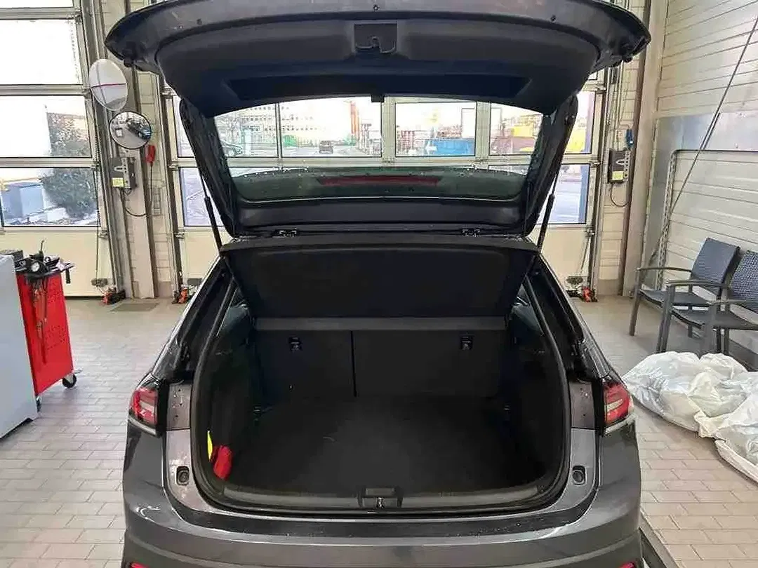 Volkswagen Taigo - Thumbnail 8
