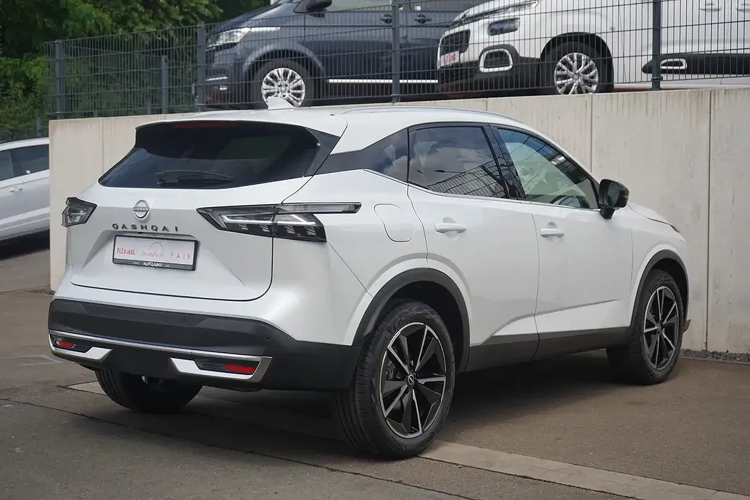 Nissan Qashqai - Thumbnail 4