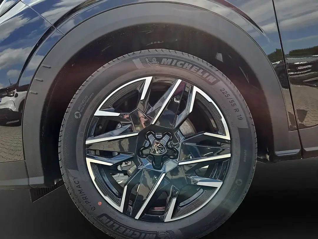 Peugeot 3008 - Thumbnail 9