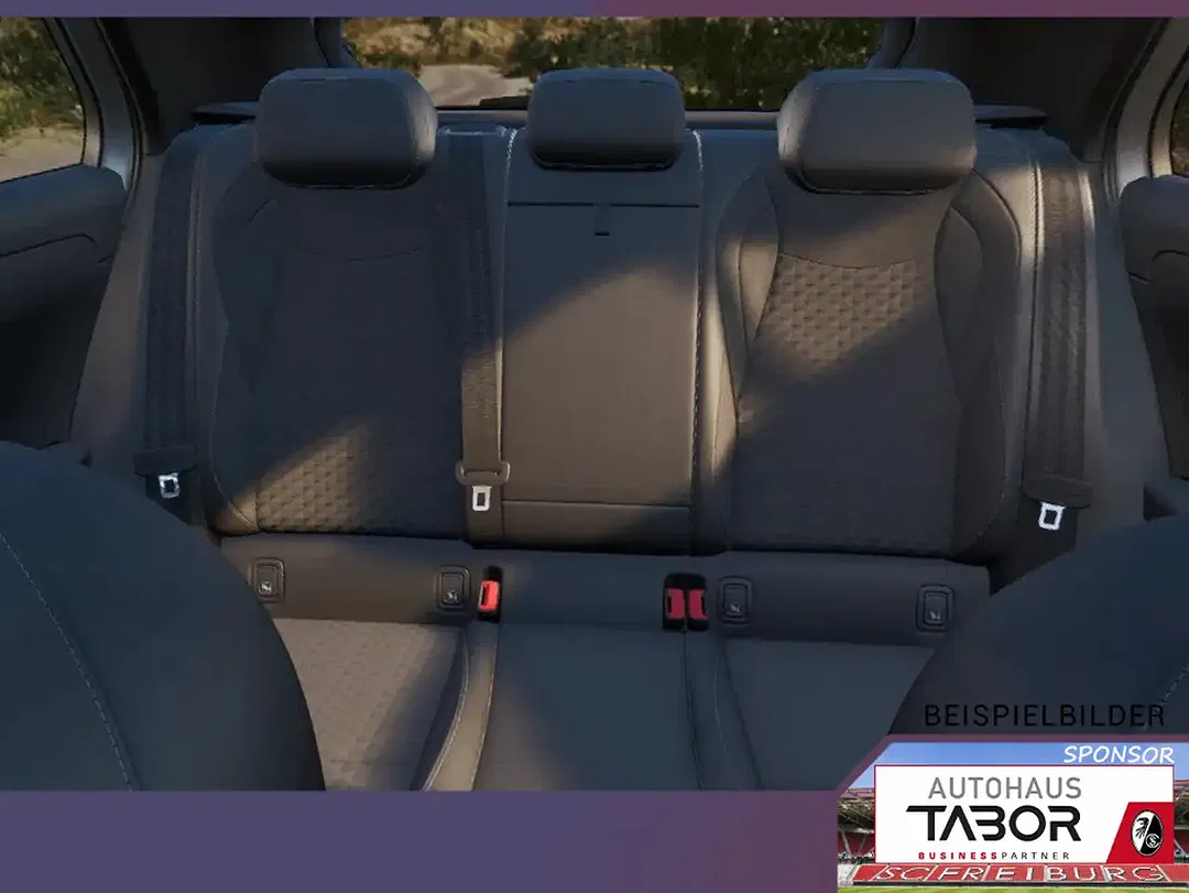Volkswagen T-Roc - Thumbnail 5