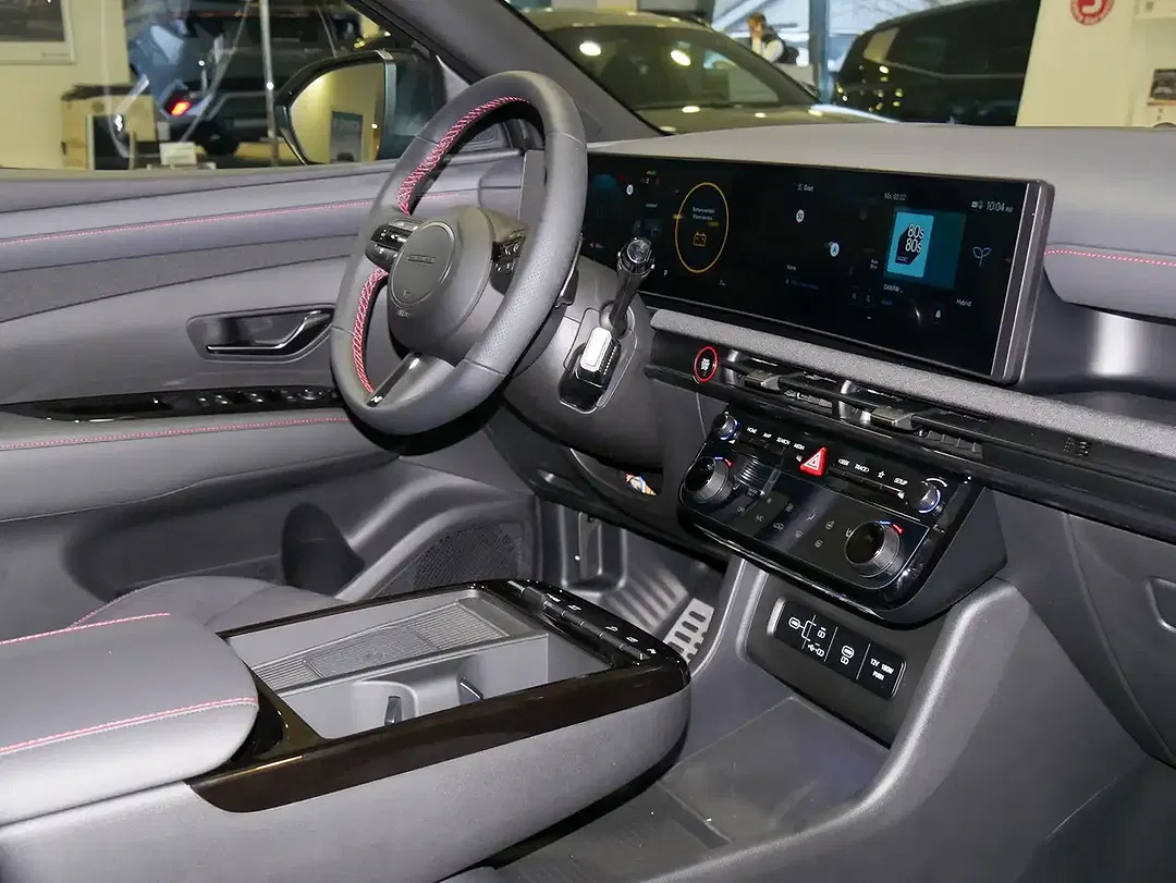 Hyundai TUCSON - Thumbnail 3