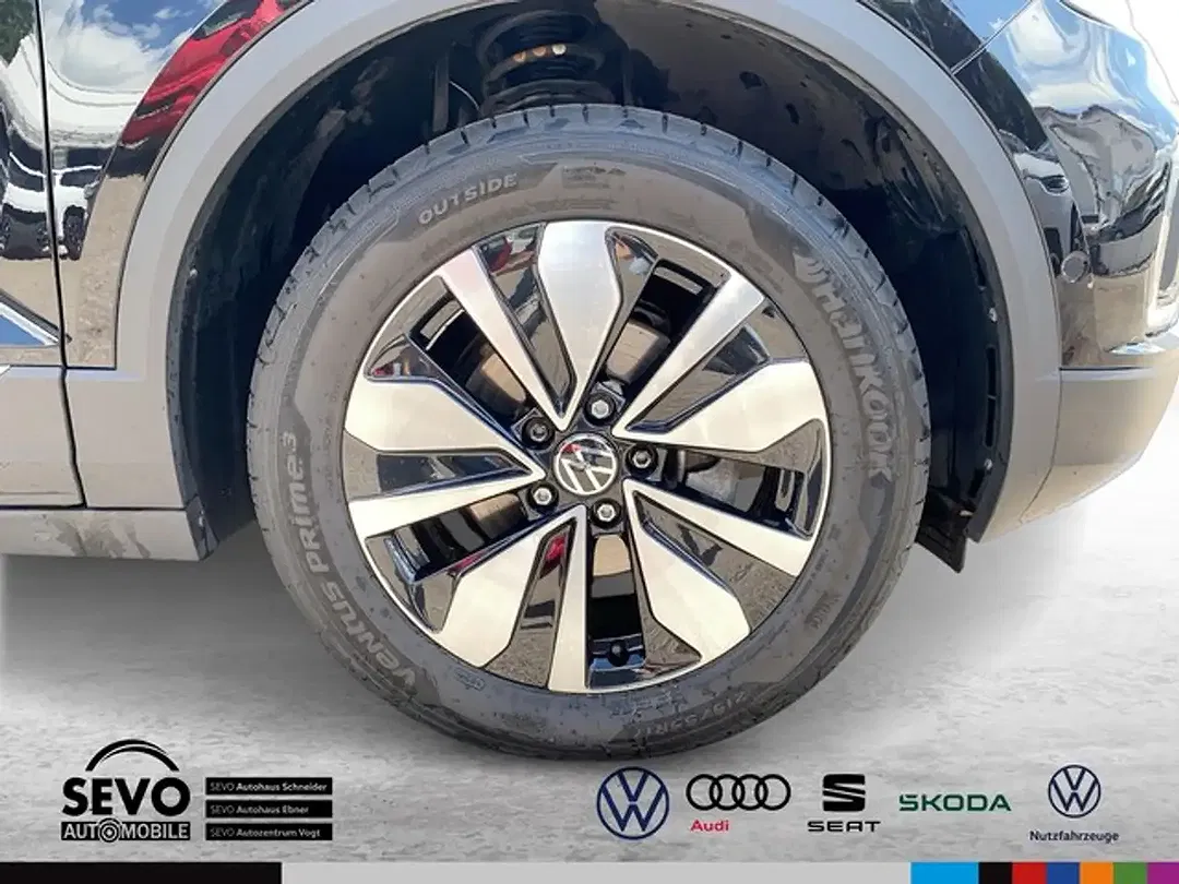 Volkswagen T-Roc - Thumbnail 6