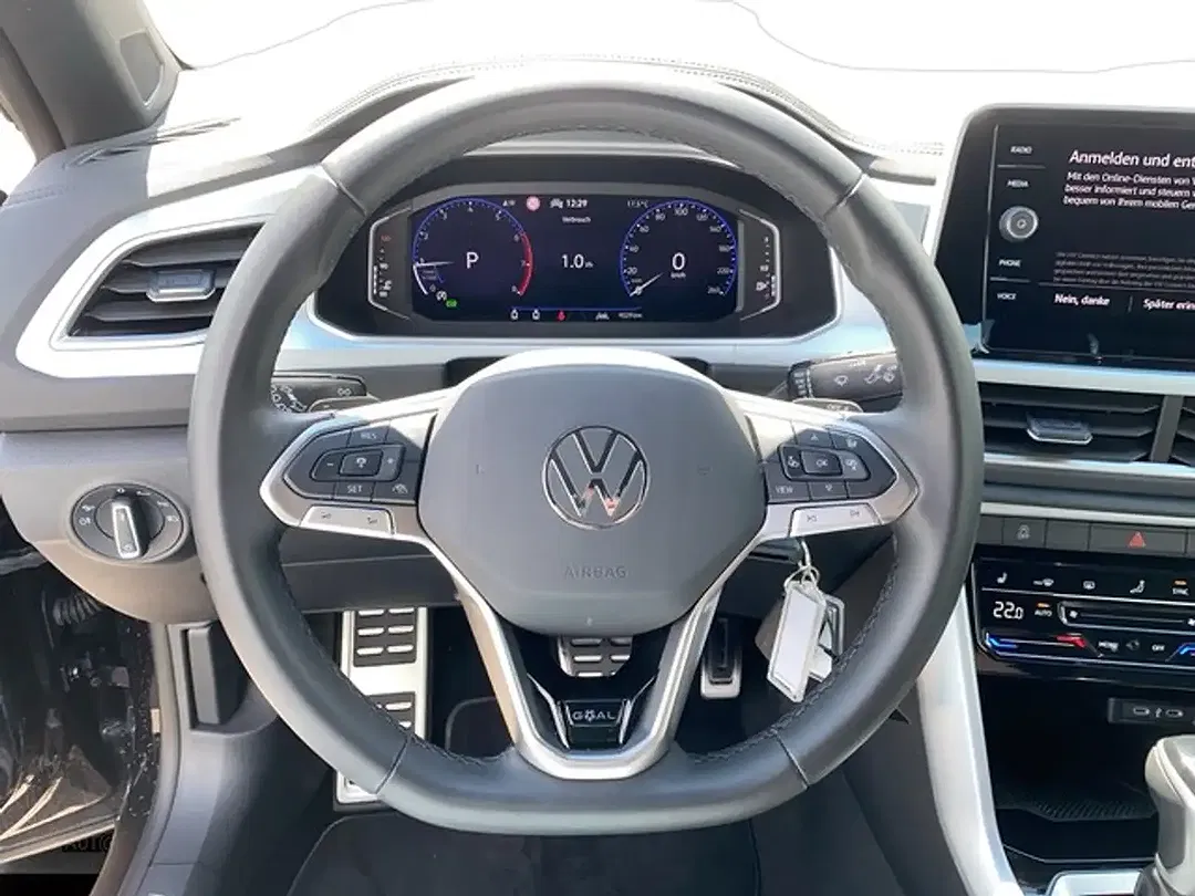 Volkswagen T-Roc - Thumbnail 9