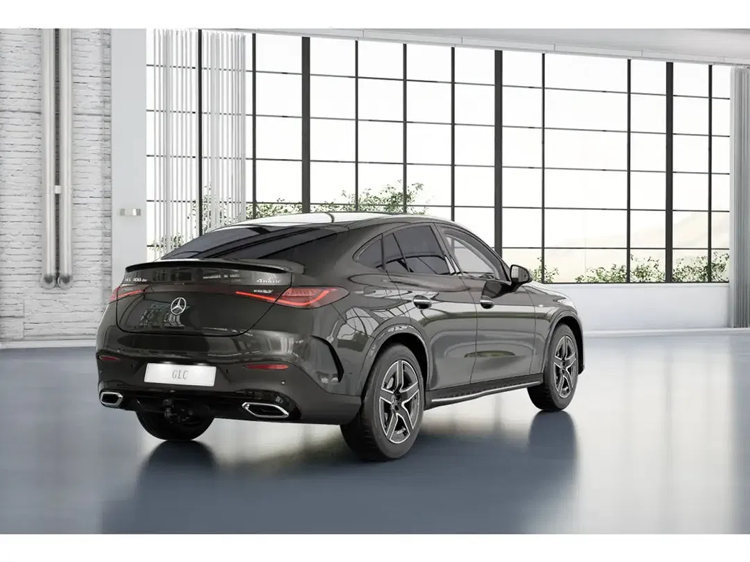 Mercedes-Benz GLC 300 - Thumbnail 3