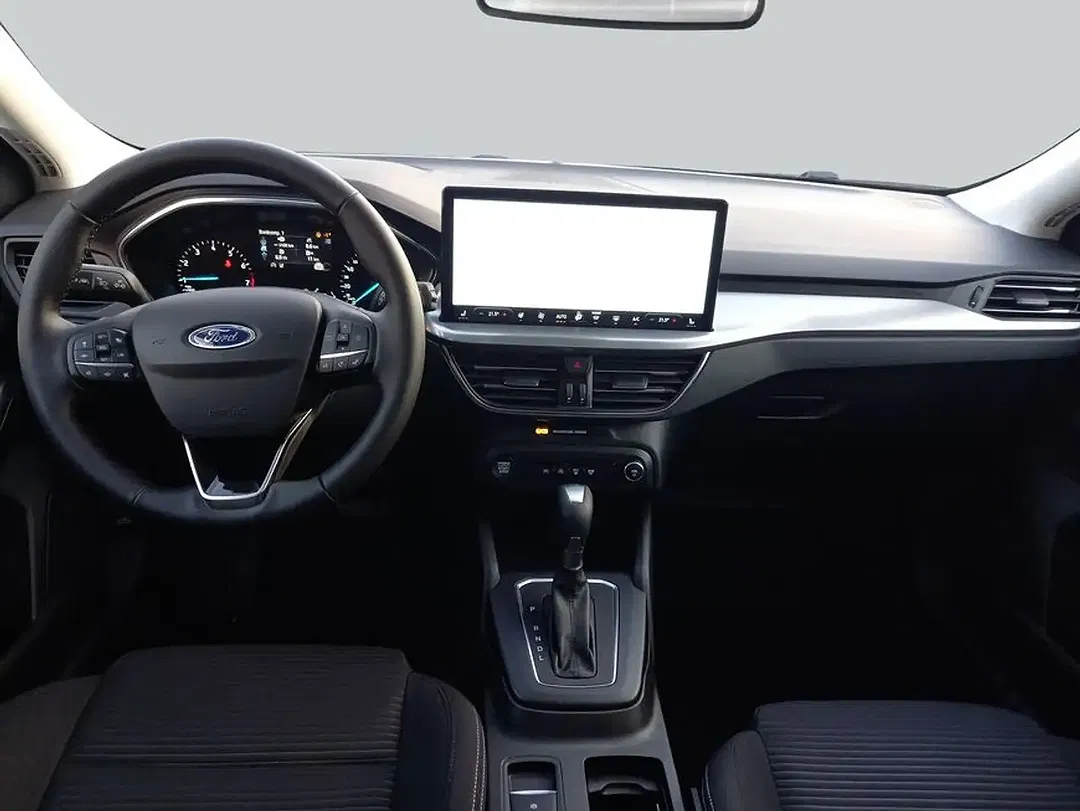 Ford Focus - Thumbnail 11