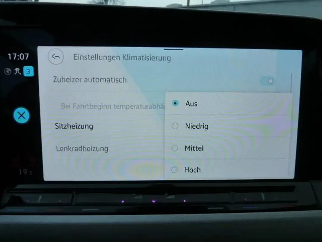 Volkswagen Golf Variant - Thumbnail 19