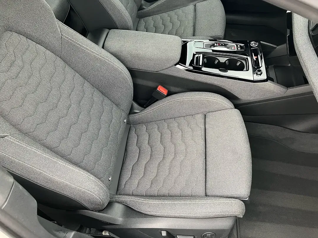 Audi A6 - Thumbnail 9