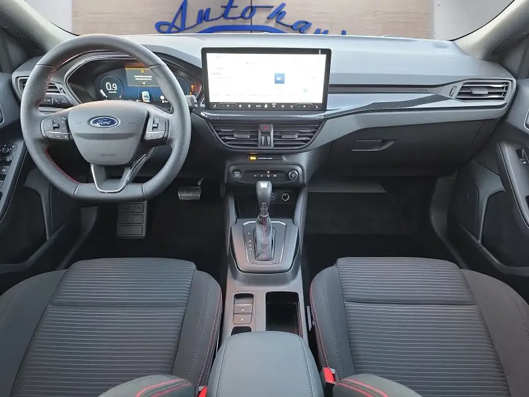 Ford Focus - Thumbnail 12