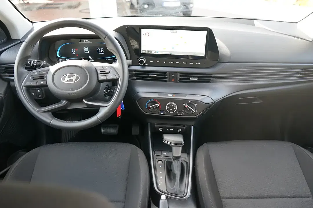 Hyundai i20 - Thumbnail 3