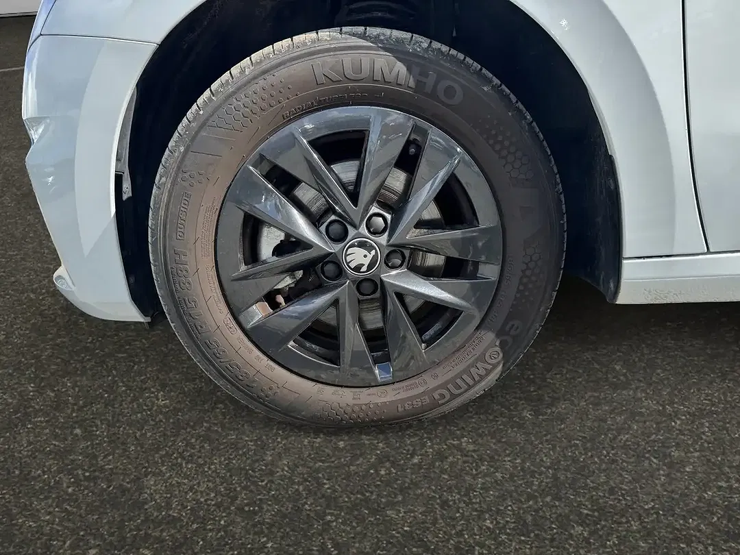 Skoda Fabia - Thumbnail 7