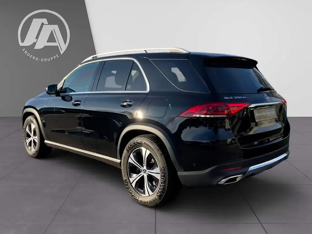 Mercedes-Benz GLE 350 - Thumbnail 4