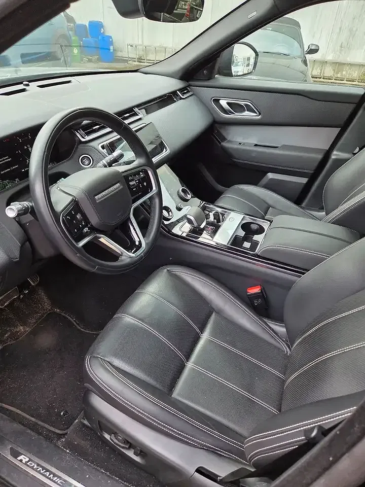Land Rover Range Rover Velar - Thumbnail 5