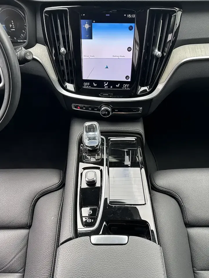 Volvo V60 - Thumbnail 12