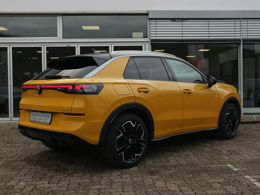 Volkswagen T-Roc - Thumbnail 10