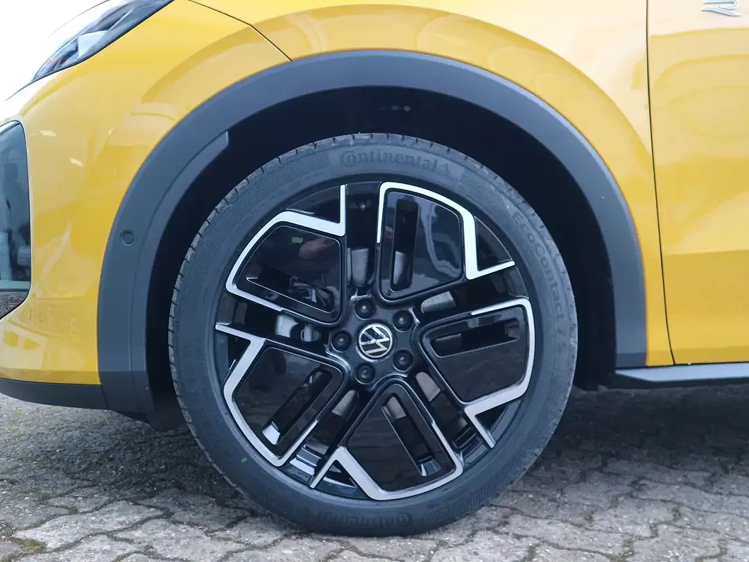 Volkswagen T-Roc - Thumbnail 14