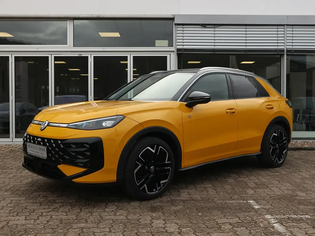 Volkswagen T-Roc - Thumbnail 1