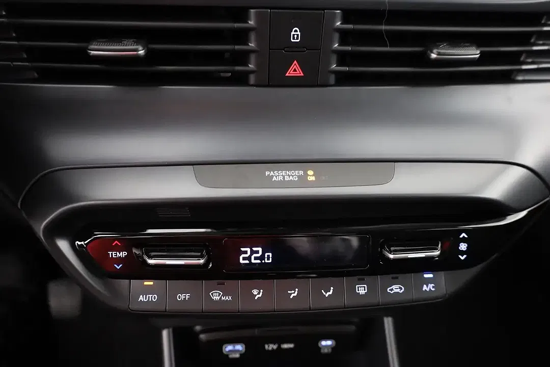 Hyundai i20 - Thumbnail 11